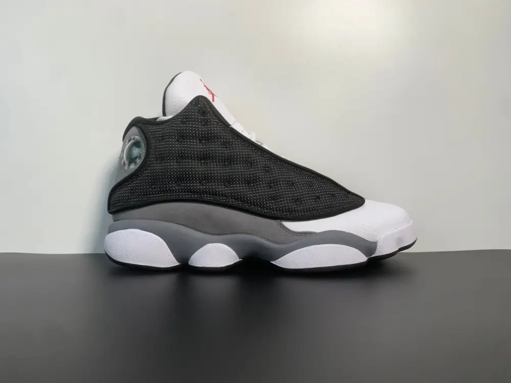 Air Jordan 13 Retro 'Black Flint' 