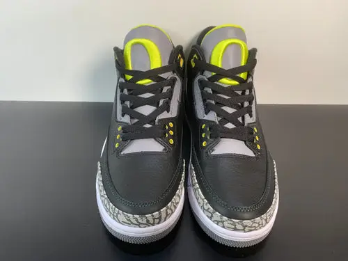Air Jordan 3 Retro Oregon Ducks Pit Crew Black 282240-594 