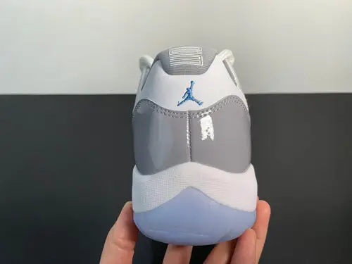 Air Jordan 11 Low Cement Grey AV2187-140 