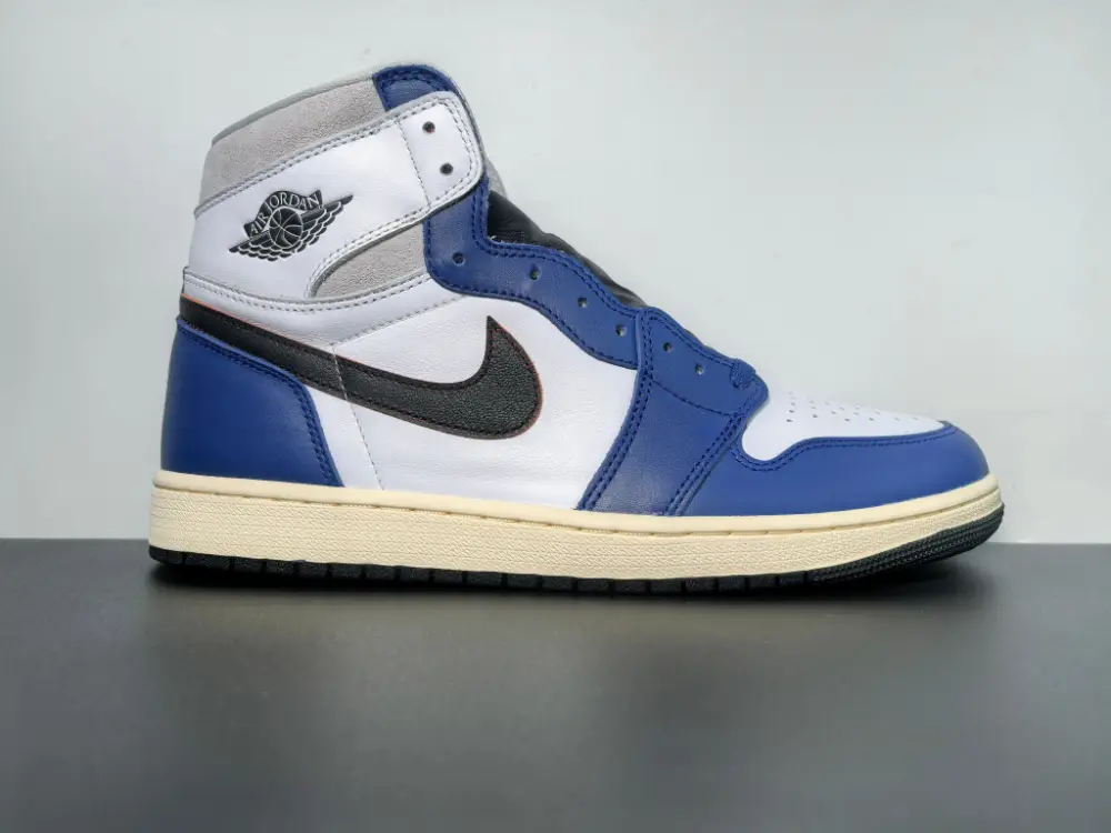 Air Jordan 1 Retro High OG 'White Deep Royal Blue' 
