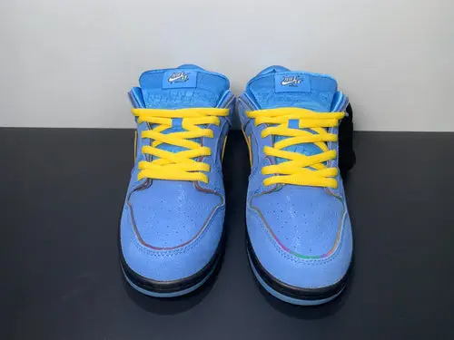 The Powerpuff Girls ✖️ Nike SB Dunk low “Bubbles” Blue Chill FZ8320-40 