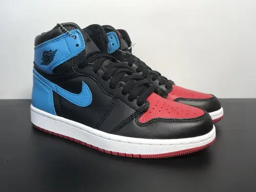 Air Jordan 1 WMNS UNC TO CHICAGO 