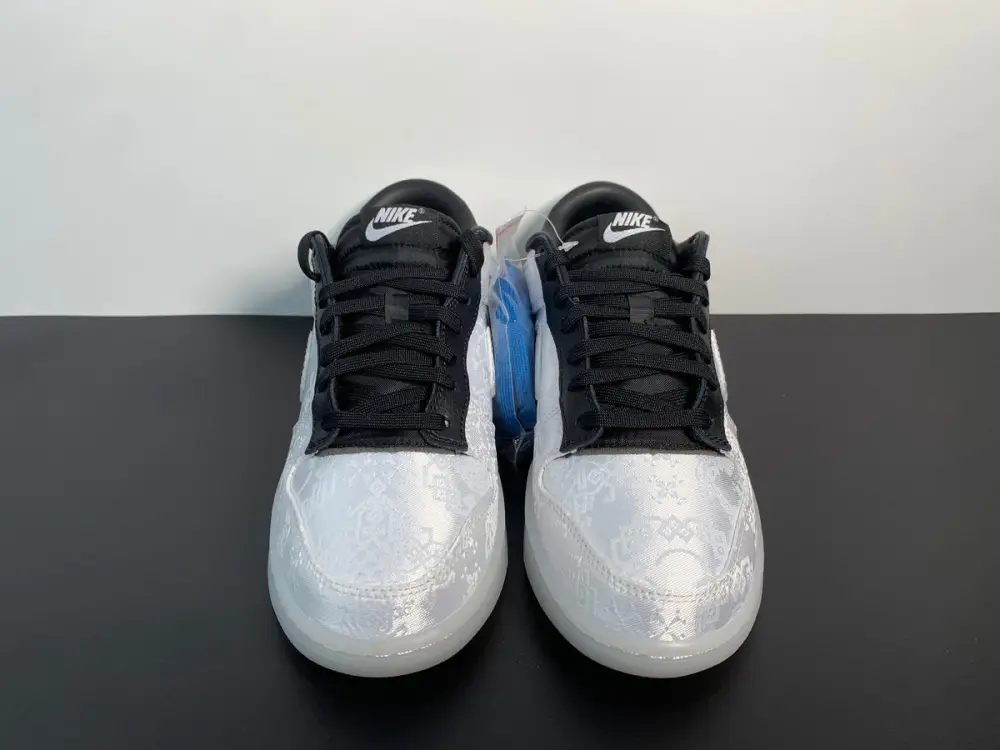 Fragment Design x CLOT x Dunk Low SP '20th Anniversary' FN0315-110