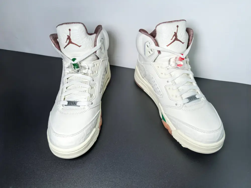 Air Jordan 5“El Grito” HF8833-100 