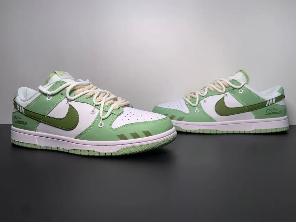 NIKE SB Dunk Low ”Honeydew” 