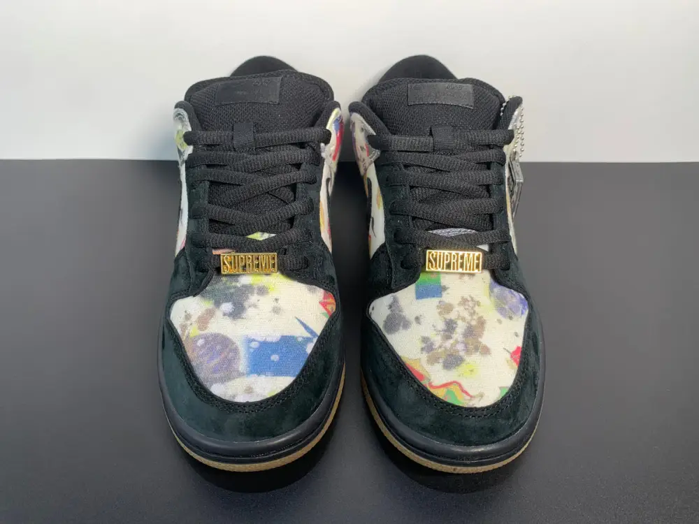 Supreme x Nike SB Dunk Low “Rammellzee” FD8778-001 