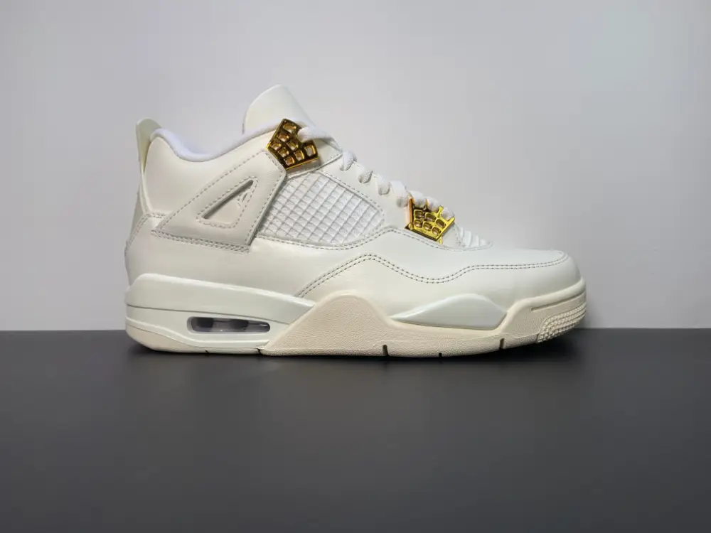 Air Jordan 4 Retro Metallic Gold AQ9129-170 Air Jordan 4 WMNS “Sail” 
