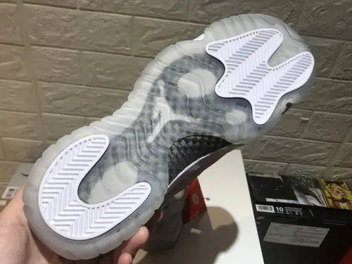 Air Jordan 11 Low＂ Metallic Silver ＂ 