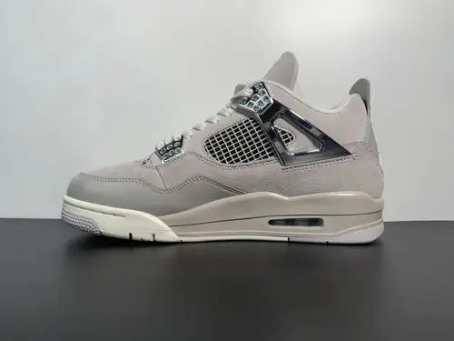 Air Jordan 4 Frozen Moments AQ9129-001 
