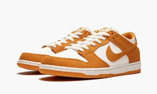 SB Zoom Dunk Low Pro "Circuit Orange"