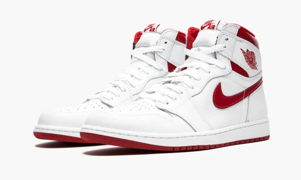 Air Jordan 1 Retro High OG "Metallic Red" 
