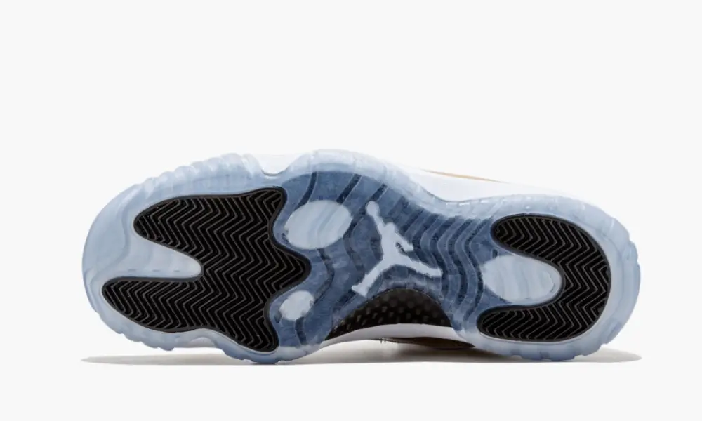 Air Jordan 11 Retro Low "Closing Ceremony" 