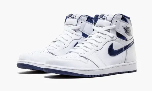 Air Jordan 1 Retro "Metallic Navy" 