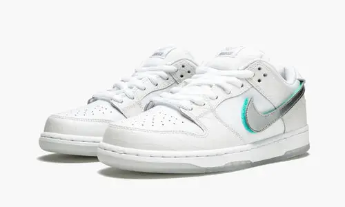 SB Dunk Low Pro OG QS "Diamond Supply White" 