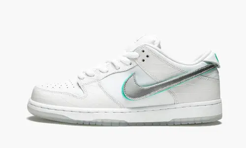 SB Dunk Low Pro OG QS "Diamond Supply White" 