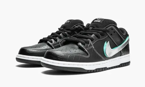 SB Dunk Low Pro OG QS "Black Diamond" 