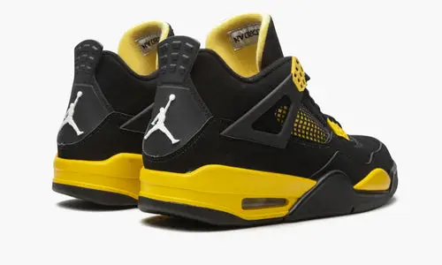 Air Jordan 4 Retro "Thunder" 