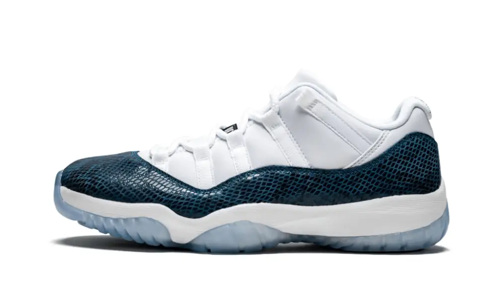 Air Jordan 11 Retro Low LE "Blue Snakeskin" 38C257
