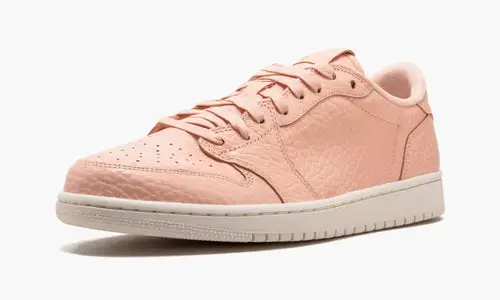Air Jordan 1 Retro Low 