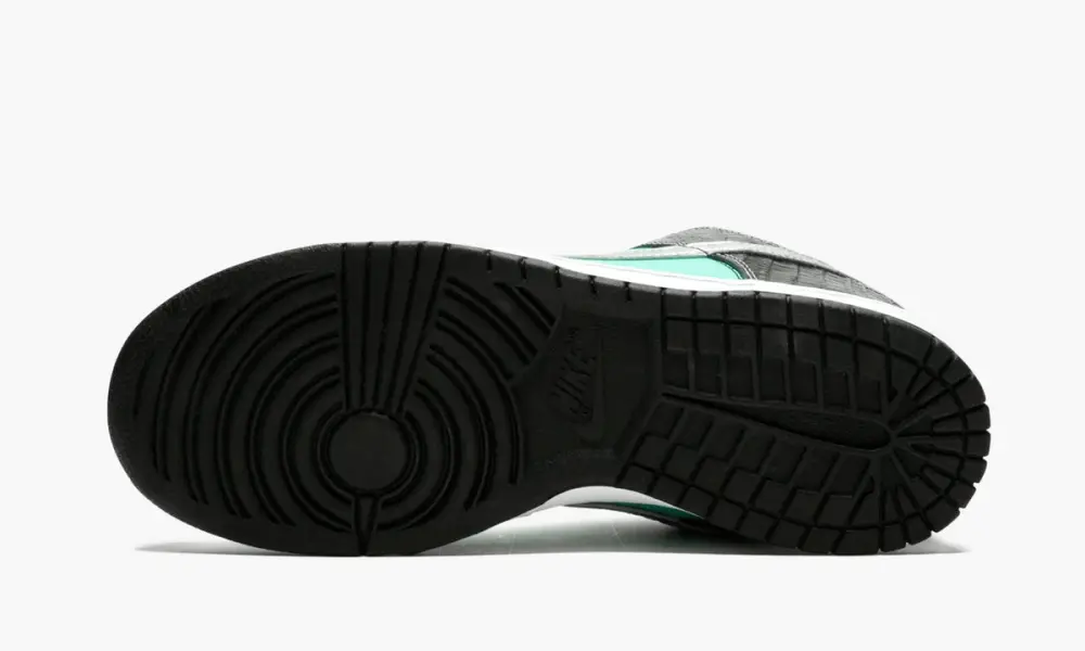 SB Dunk Low Pro "Diamond Supply Co. - Tiffany" 