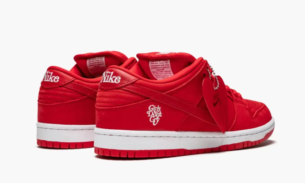 SB Dunk Low Pro QS "Girls Don't Cry" 