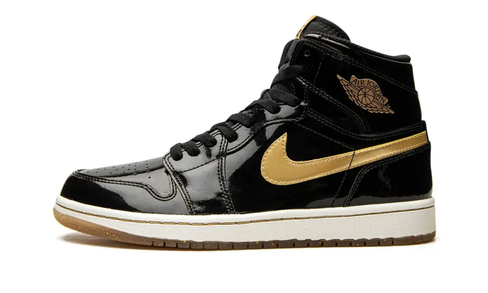 Air Jordan 1 Retro High OG "Black Metallic Gold" 