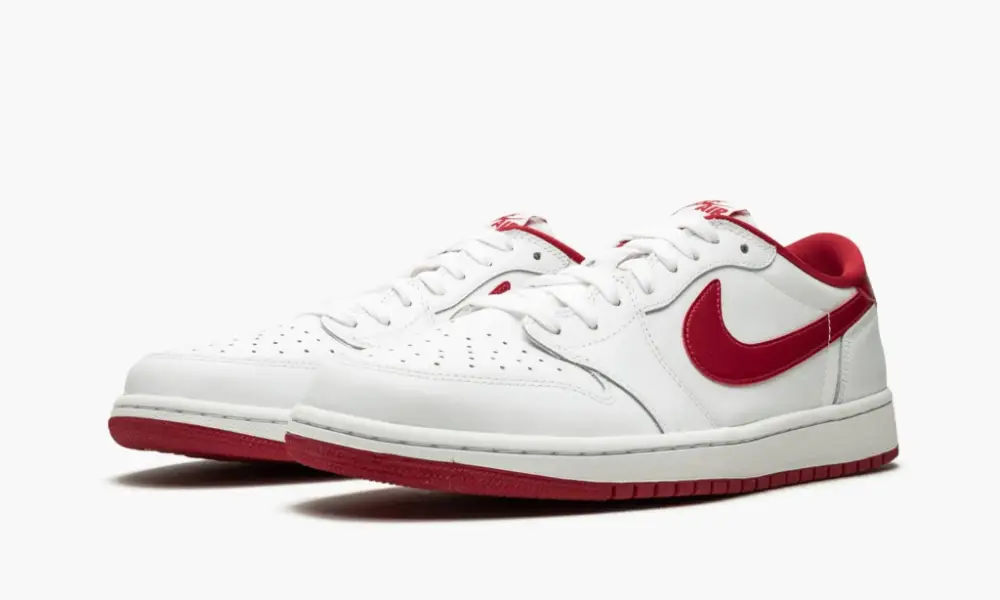 Air Jordan 1 Retro Low OG "White   Varsity Red" 