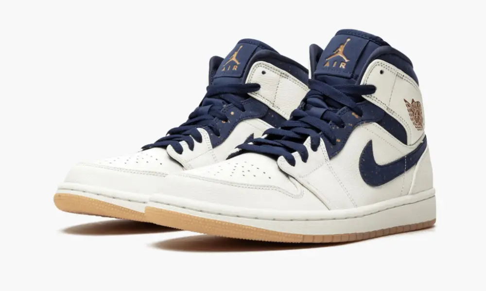 Air Jordan 1 Mid Jeter 
