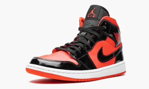 WMNS Air Jordan 1 Mid "Hot Punch" 