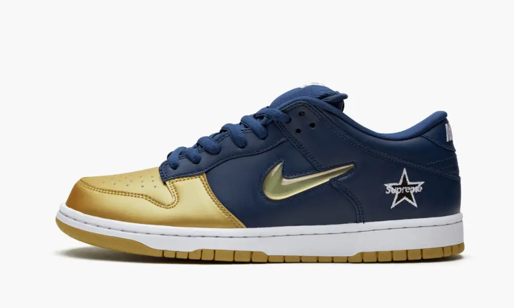 SB Dunk Low "Supreme - Jewel Swoosh Gold Navy" 