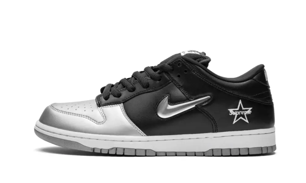 SB Dunk Low OG QS "Supreme - Jewel Swoosh Silver Black"