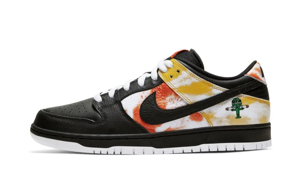 SB Dunk Low "Tie-Dye Rayguns 2019 - Black" F30F695