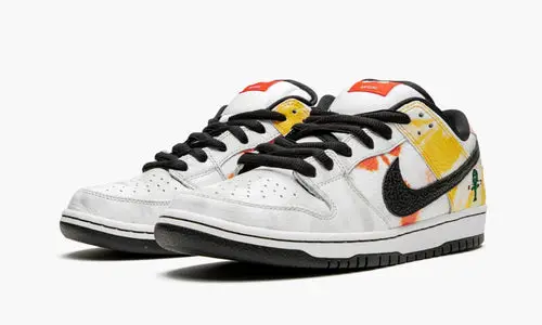 SB Dunk Low "Tie-Dye Rayguns 2019 - White" 