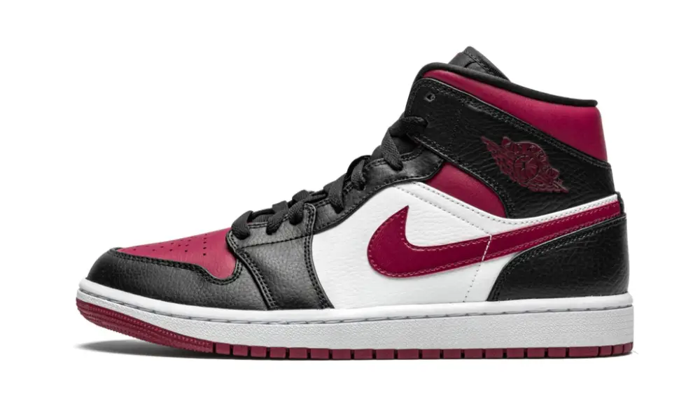 Air Jordan 1 Mid "Bred Toe" 