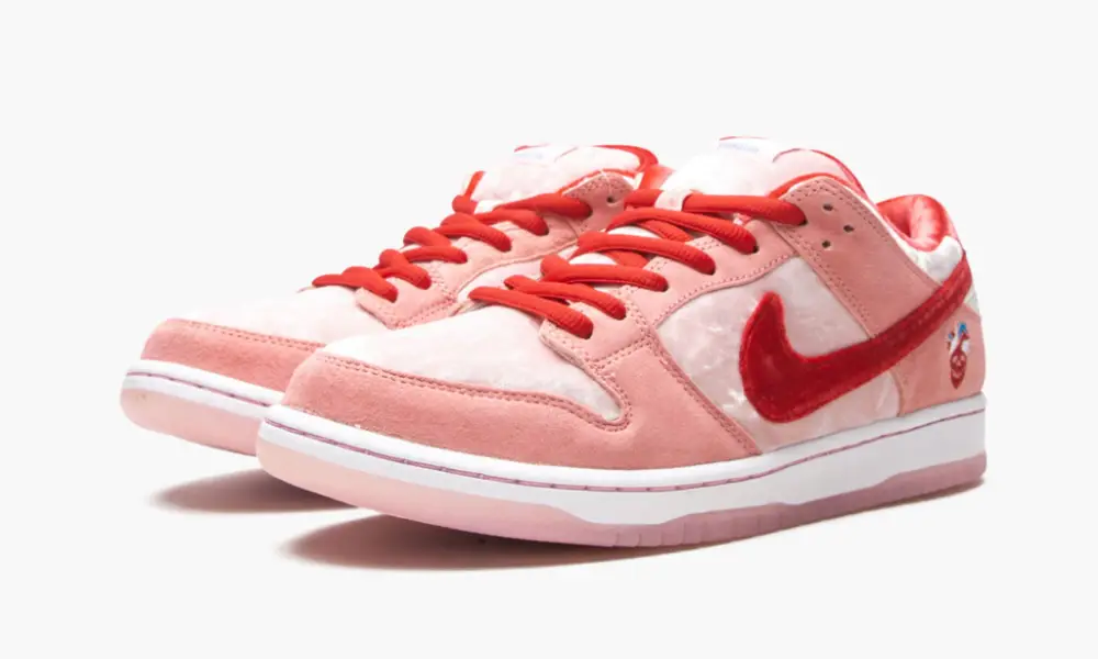 SB Dunk Low "StrangeLove - Special Box"