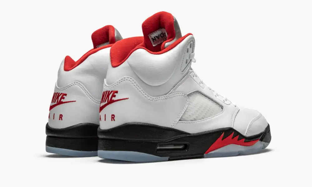Air Jordan 5 Retro "Fire Red Silver Tongue "