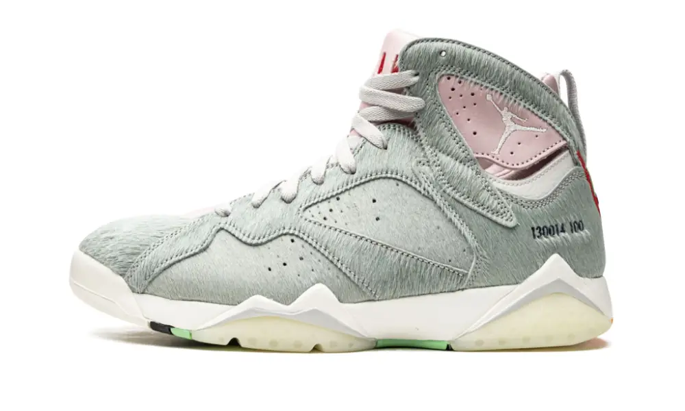 Air Jordan 7 Retro "Hare 2.0" 