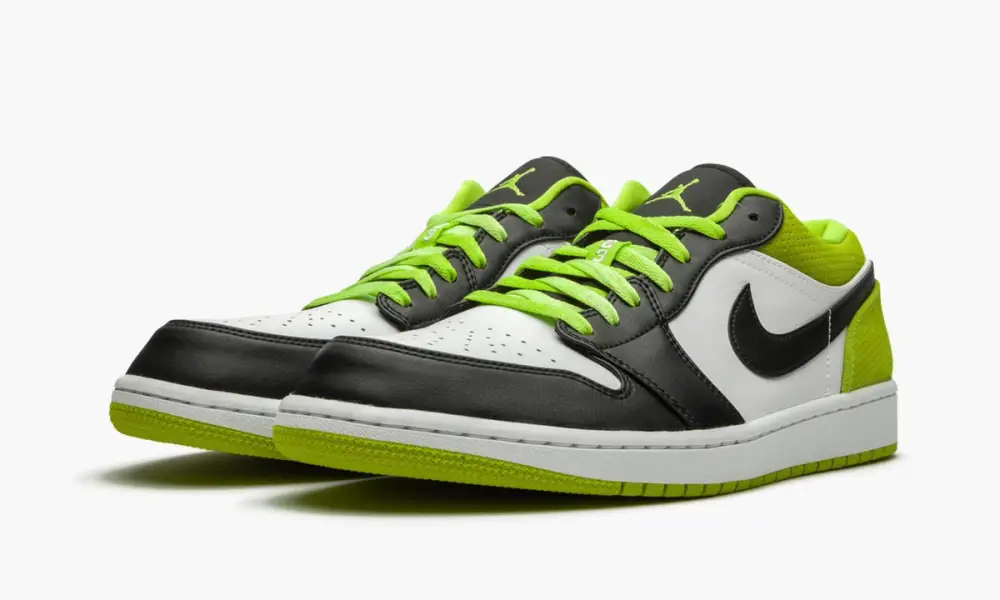 Jordan 1 Low "Black Cyber" 