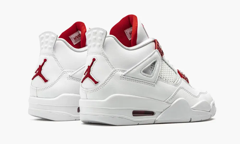 Air Jordan 4 Retro "Metallic Pack - University Red" 