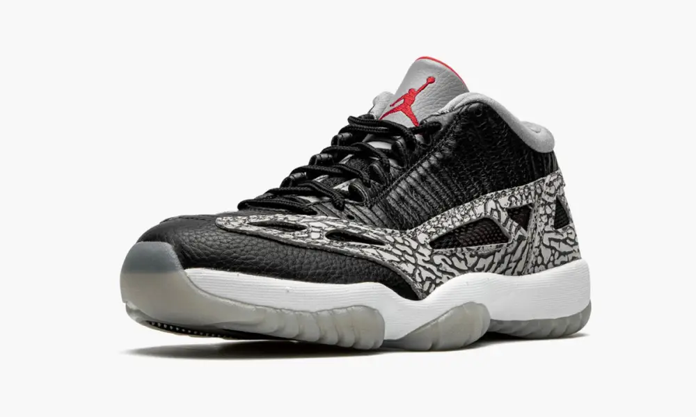 Air Jordan 11 Low IE "Black Cement" 