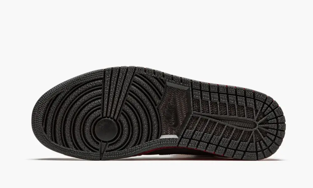 Air Jordan 1 Retro "Legends Of Summer - Black" 