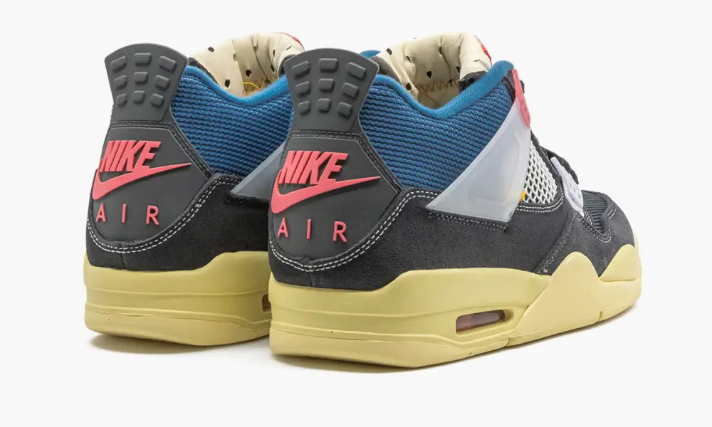 Air Jordan 4 Retro SP "Union - Off Noir" 