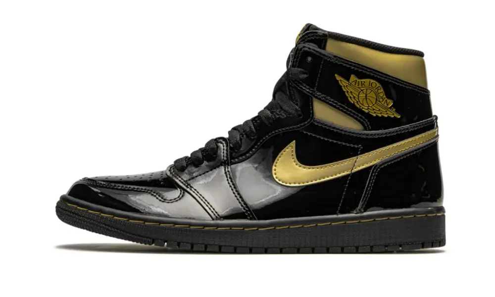 Air Jordan 1 Retro High OG "Black Metallic Gold" 