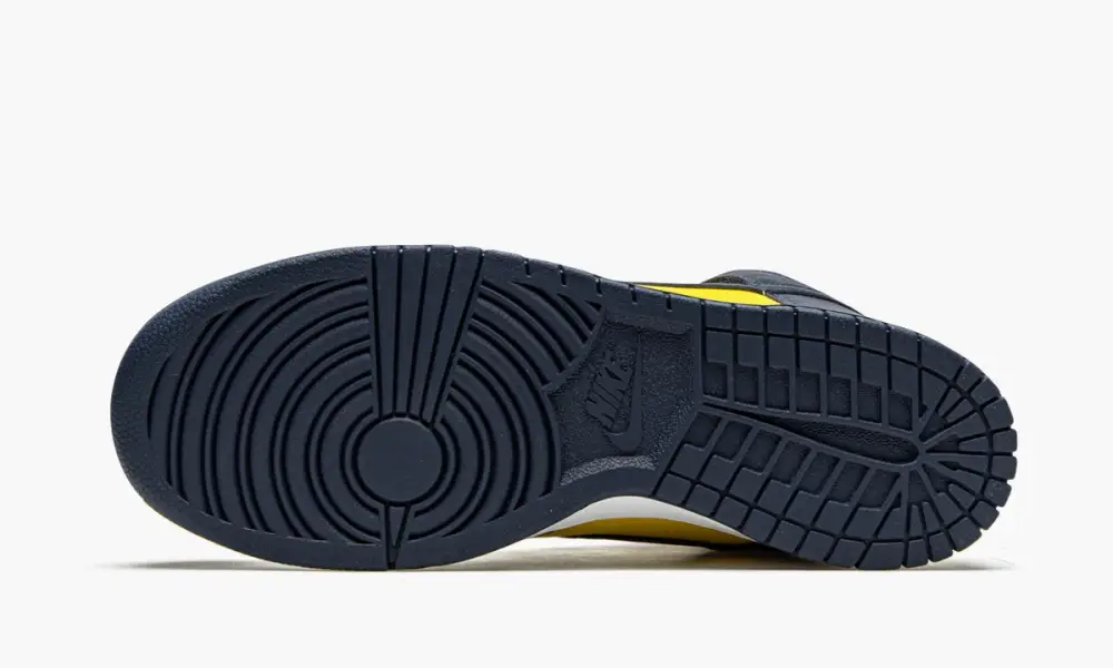 Dunk High SP "Michigan" 