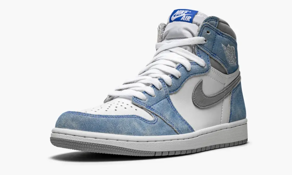 Air Jordan 1 Retro High OG "Hyper Royal" 