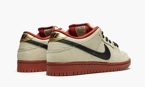 SB Dunk Low Pro "Hennessy" 
