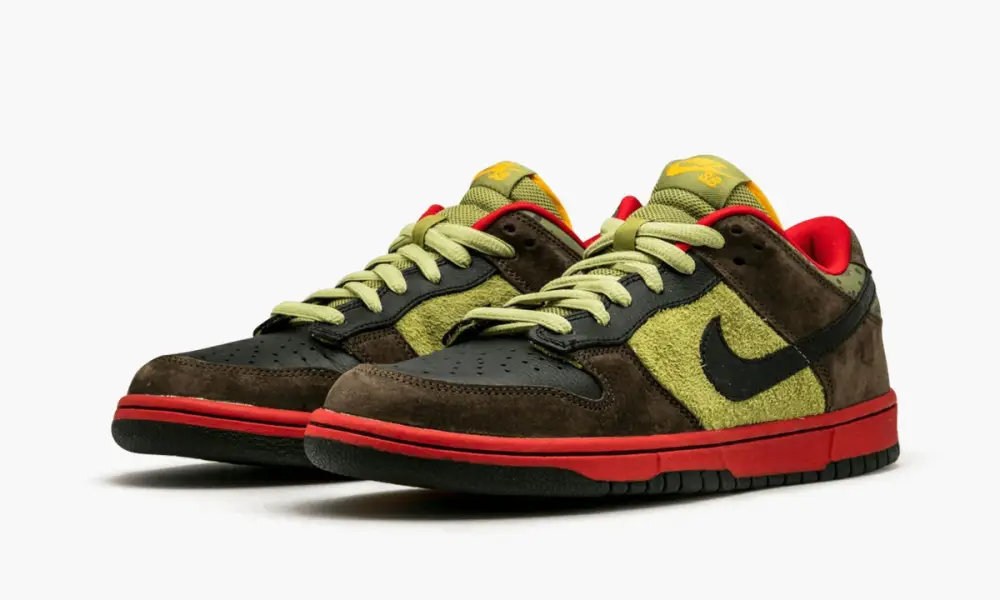 SB Dunk Low Premium "Asparagus" 