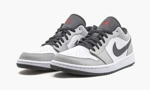 Air Jordan 1 Low "Light Smoke Grey" 
