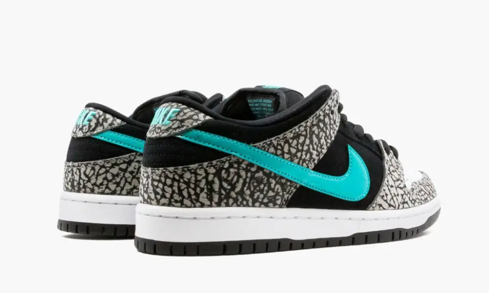 SB Dunk Low Pro "Elephant" 