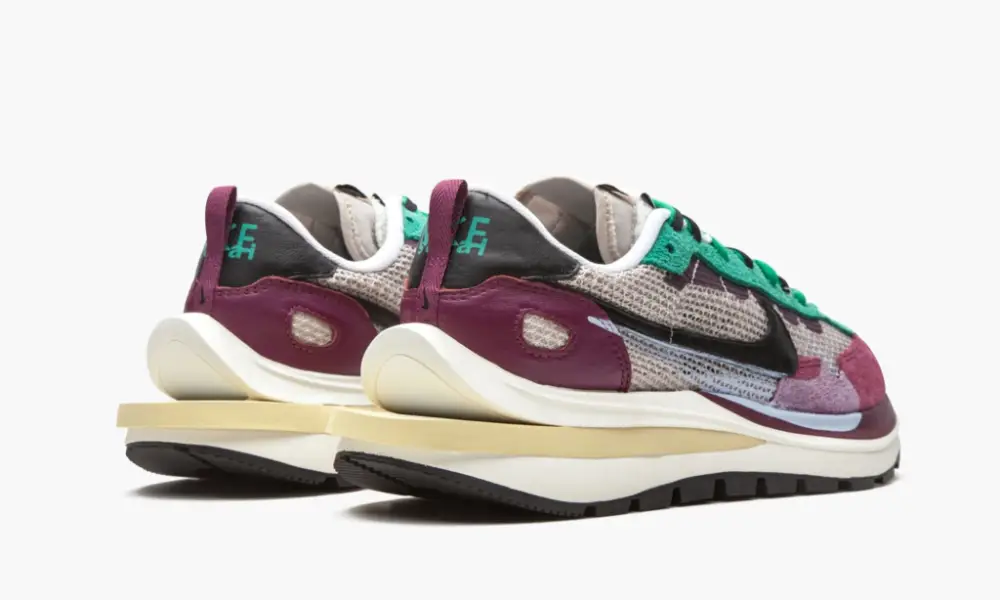 VaporWaffle "Sacai - Villain Red Neptune Green"